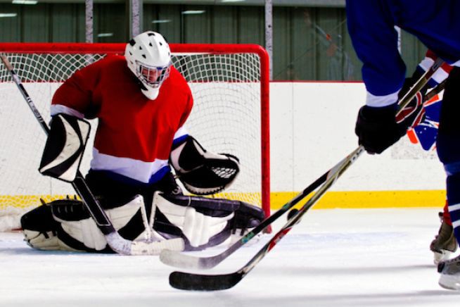 Analysis of Ice Hockey Movements in Youth and Adult Players 